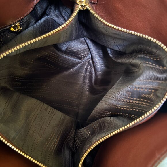 Ferragamo Gancini Brown Leather Shoulder Bag W Gold Hardwear Sz Med $3400 - Picture 3 of 16